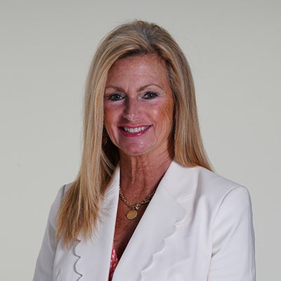 Lauren Rightnowar Senior Account Executive