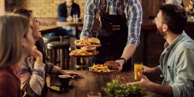 bowling green ohio restaurants, restaurants near BGSU, happy friends out to eat