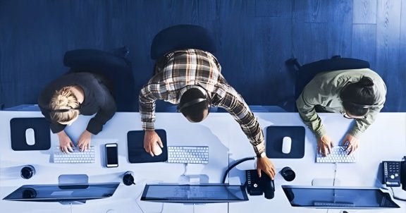 small business it support, it support for small business, brainiac pro team on laptops