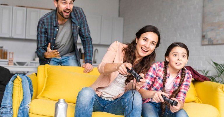 what is bandwidth, internet bandwidth, family gaming together